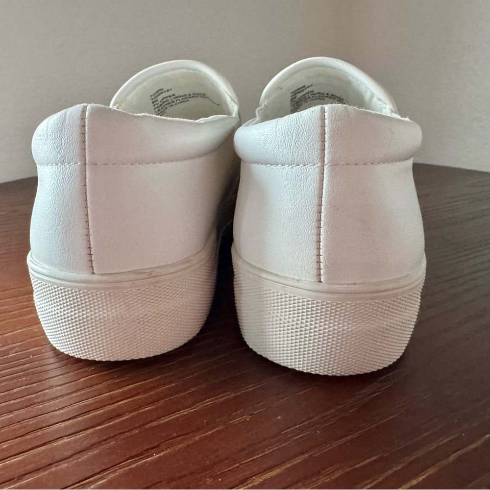 Steve Madden Torid White Sneakers with Silver Studs Womens Size 8 Slip On Shoes - Picture 5 of 11